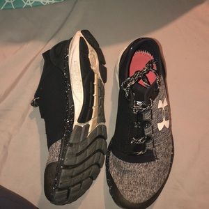 Under armor gym shoes